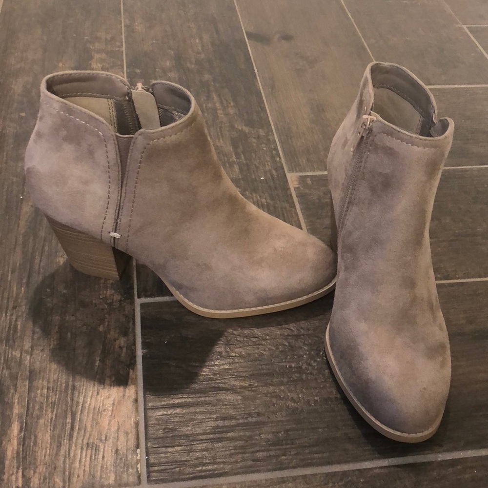 Taupe Booties Size 7